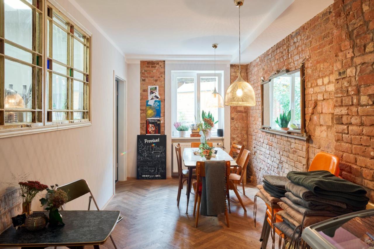 Apartment Beautiful Park For 4 Guests Berlin